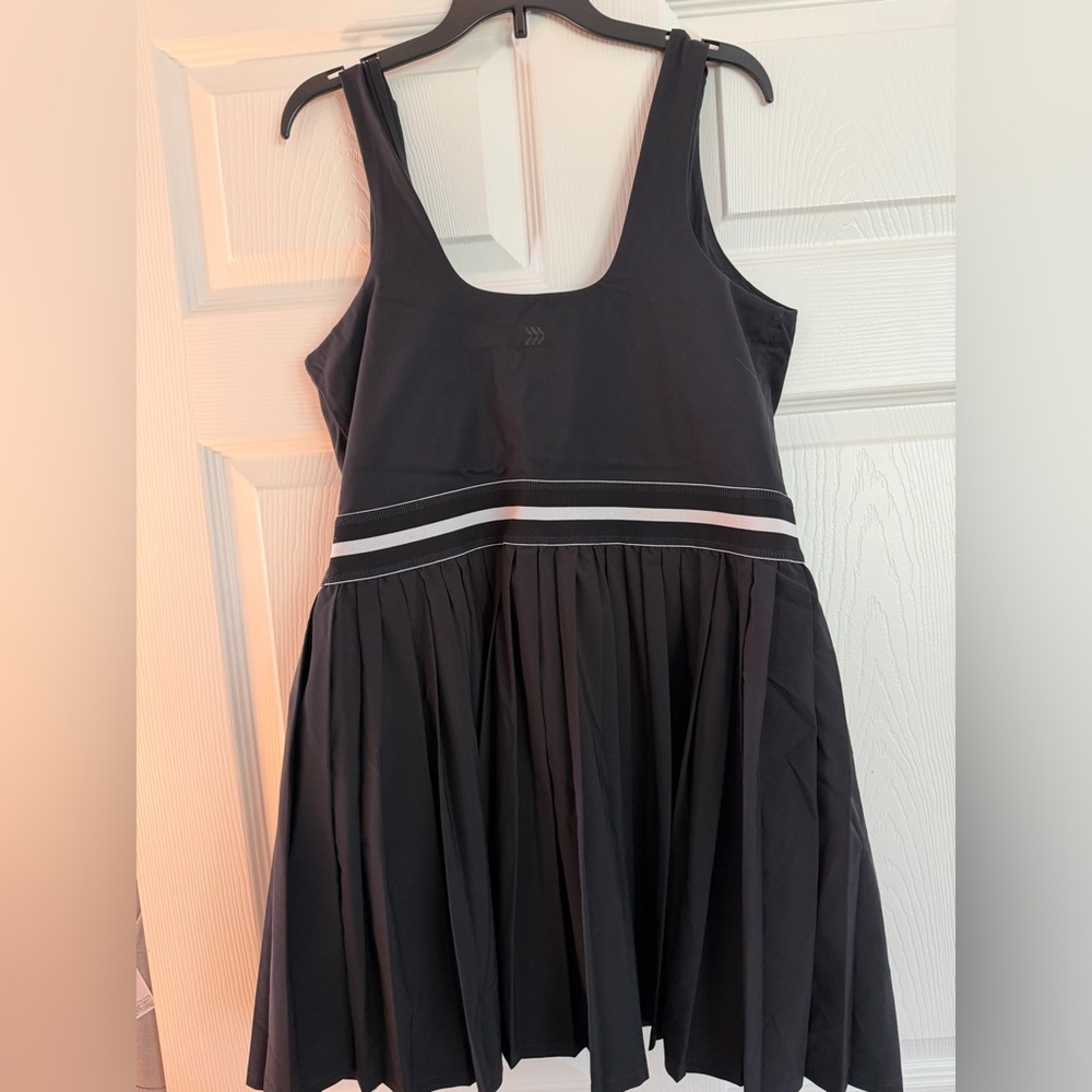All in Motion Black Sleeveless golf or tennis Pleated Dress with Waist Stripe